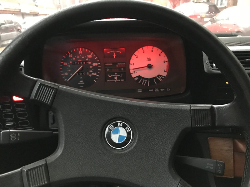 Illustration for article titled I Bought This 1984 BMW 733i to See If a Big Luxury Sedan Works as a City Car